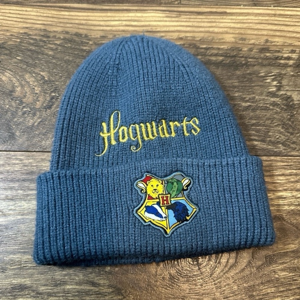 Hogwarts Logo Knit Cuff Beanie Hat Cap Youth